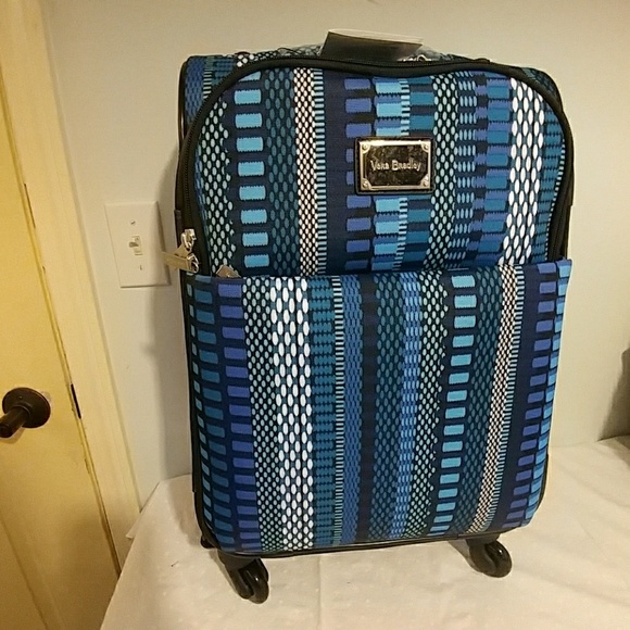 Vera Bradley Handbags - Vera Bradley 22"Spinner